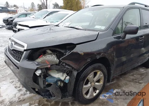 2015 Subaru Forester 2.5I Premium из США, поврежденный, VIN JF2SJADC9FG466818